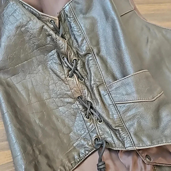 LEATHER VEST - Picture 6 of 10